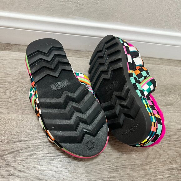 UGG MAXI CHECKS SHEEPSKIN PLATFORM SLIDE SANDALS, WOMEN US 8/ EUR 39 ~NEW - Picture 4 of 6